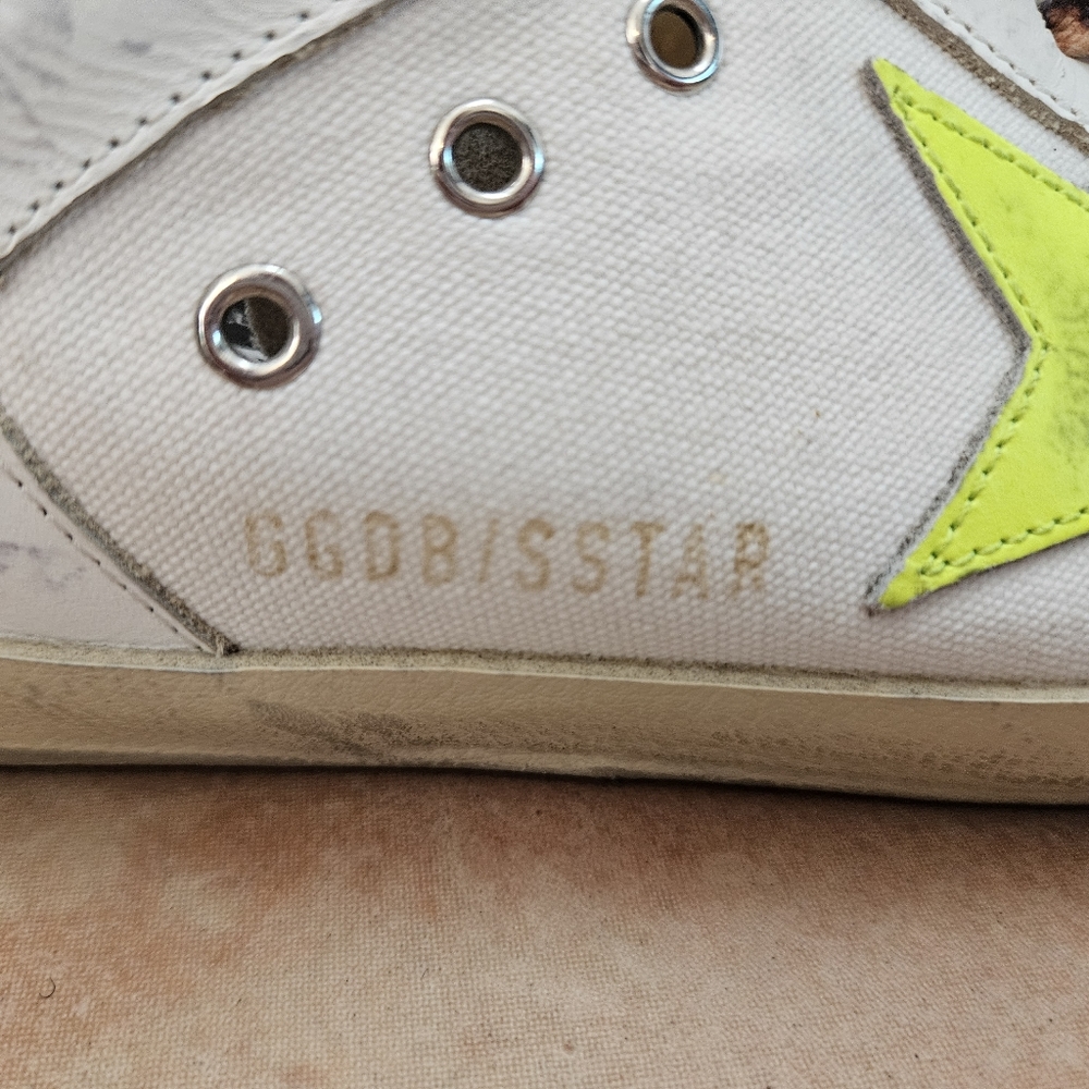 Golden Goose GGDB Superstar 37 7 white neon yellow star silver back sneakers - Picture 4 of 10